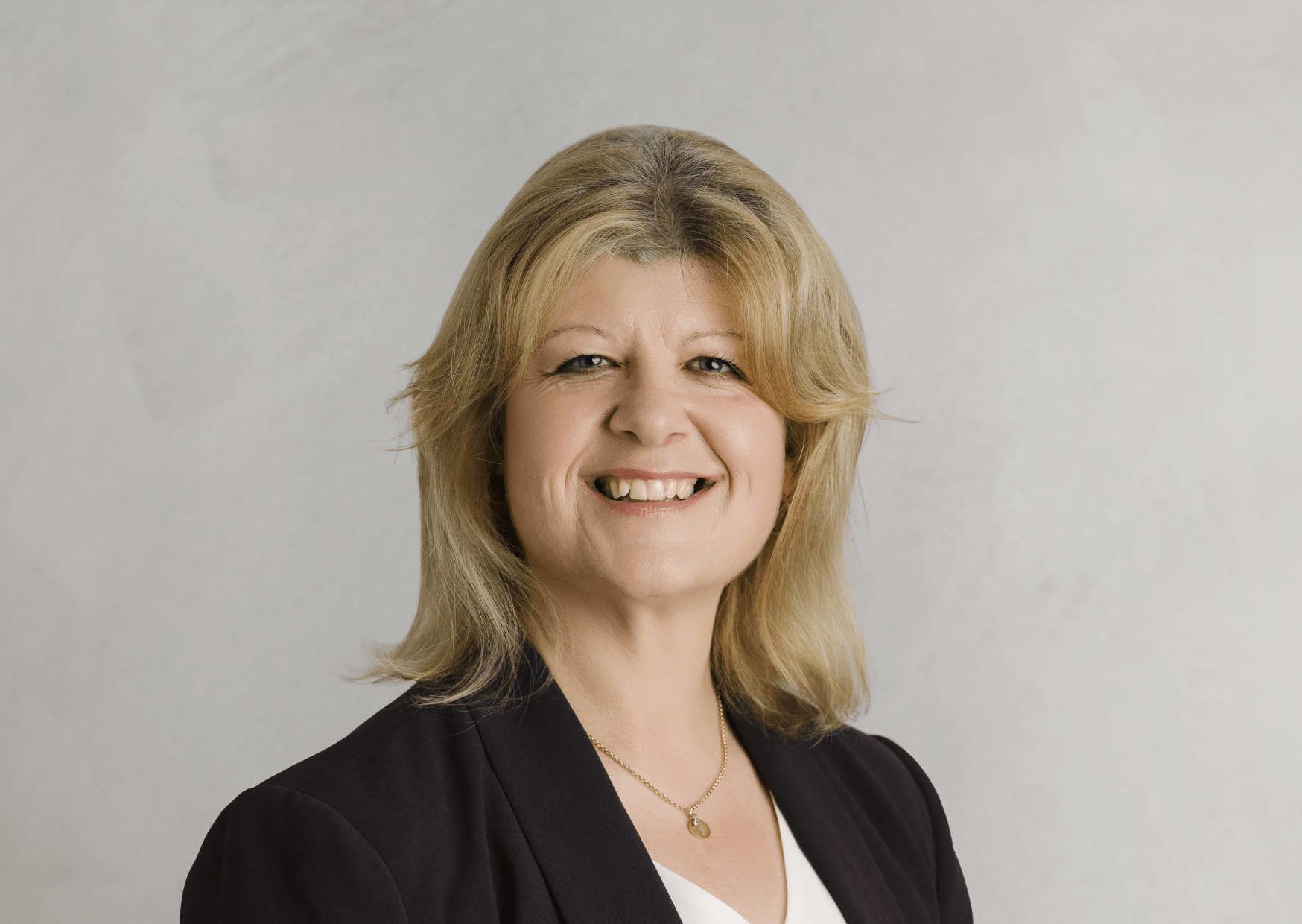 Image of Julie Eastall, Account Manager, DKG Insurance Brokers